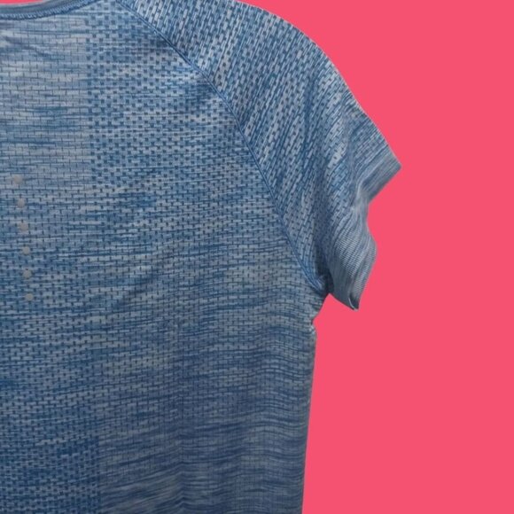 Nike Womens Blue Dri-Fit Short Sleeve Athletic Shirt Blue Color Size Medium - Picture 4 of 9